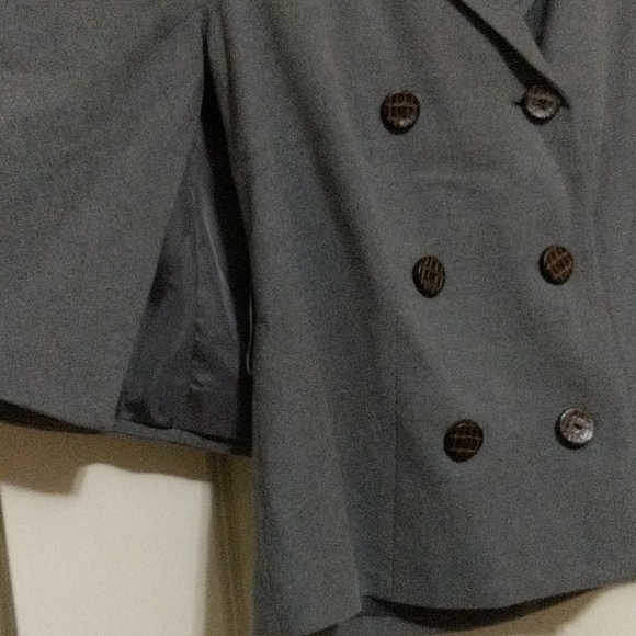 DONATED - Picture 2 of 4